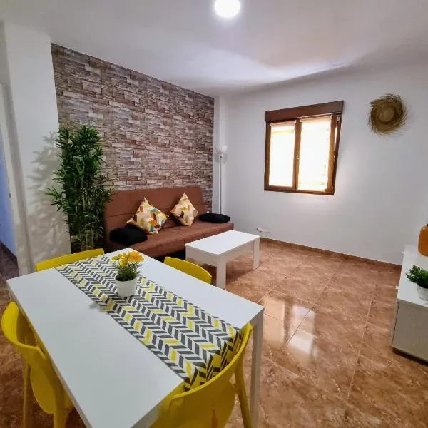 Apartamento Camino Al Castillo, hotel in Xàtiva