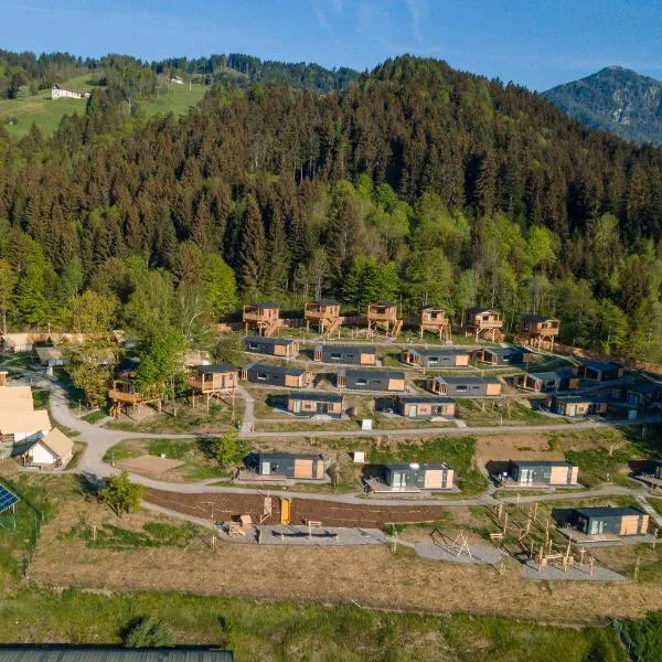 Chalets & Glamping Nassfeld by ALPS RESORTS, hotel v destinaci Kötschach
