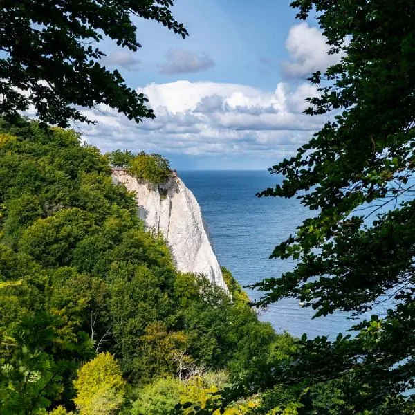 Ferienhaus - Mittendrin, hotelli kohteessa Lancken-Granitz