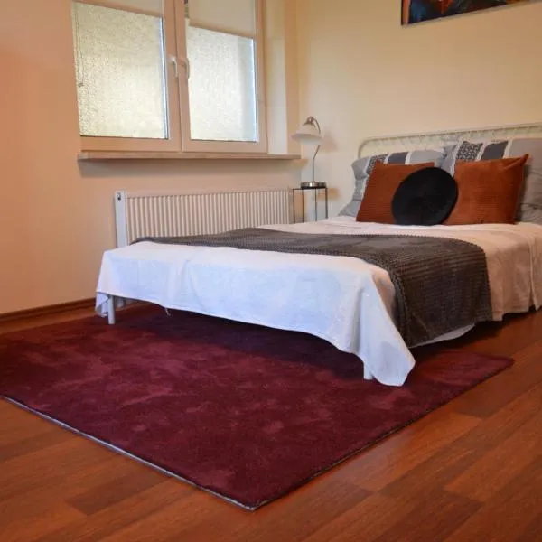 Apartament przy Koniu Trojańskim, hotel in Luboń