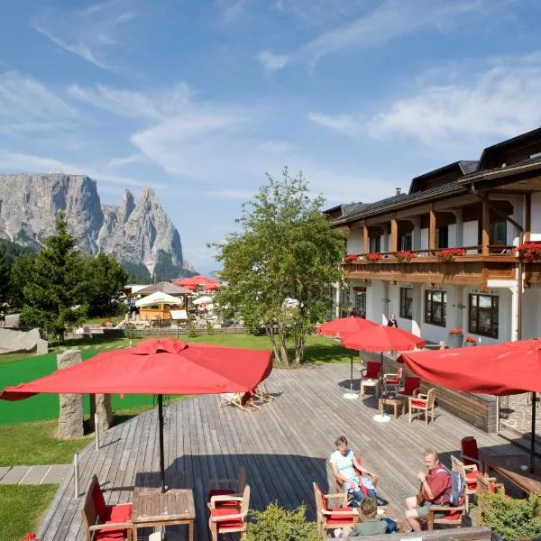 Seiser Alm Plaza, hotel en Alpe di Siusi