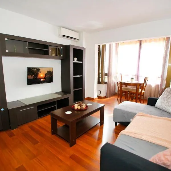 Low Cost San Juan Apartment, hotel in Sant Joan d'Alacant