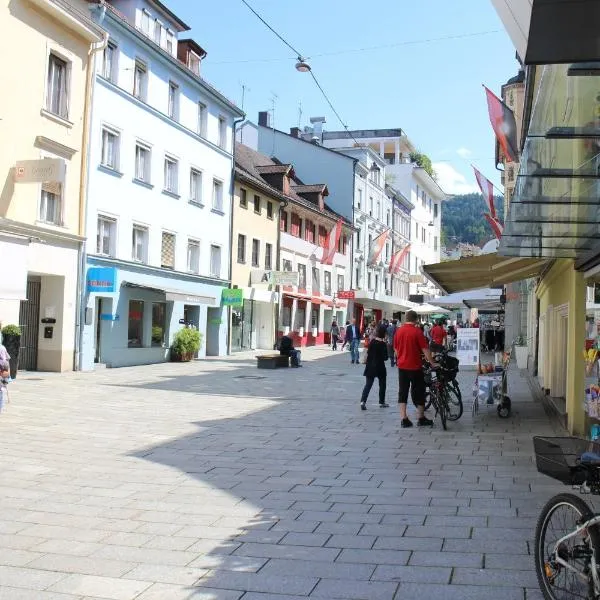 Bed & Breakfast Sonne, khách sạn ở Bregenz