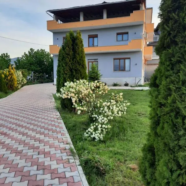 Sun& Relax Home, hotel v mestu Kamenicë