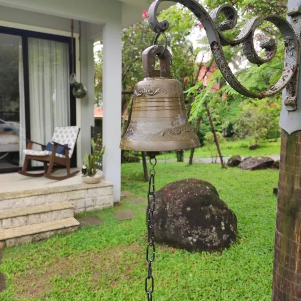 Casa confortavel pra relaxar na serra、グアピミリムのホテル