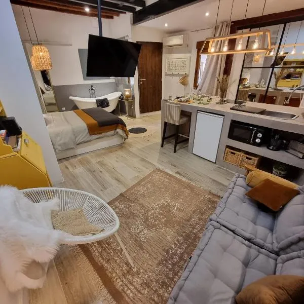 Lofts amantes de Toledo -LOFT SAGRARIO、トレドのホテル