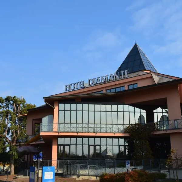 Hotel Diamante, hotel v destinácii Corbetta