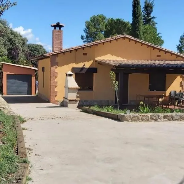 Casa Climent – hotel w mieście Aviá
