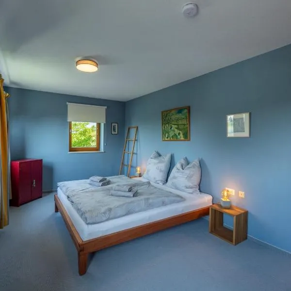 Exklusives Josenhaus mit See- und Alpenblick & Gartensauna, hotell sihtkohas Nonnenhorn