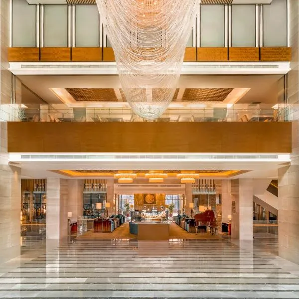 Crowne Plaza Shenzhen Longgang City Centre by IHG, hotel in Longgang