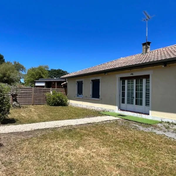 Maison 130 M2 6 pers proche lac, ξενοδοχείο σε Soustons