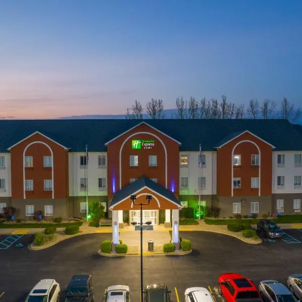 Holiday Inn Express Hotel & Suites Bedford, an IHG Hotel, hotel in Mitchell