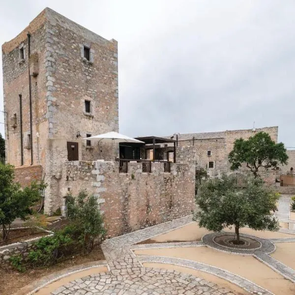Fameliti Casa Torre, hotel in Stavríon