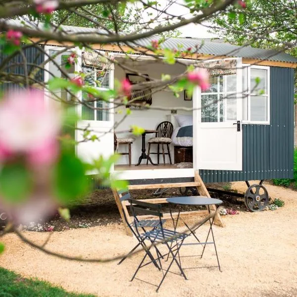 Drift View Shepherds Hut, hotel in Long Clawson