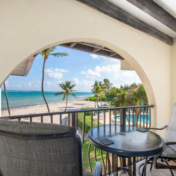 Beach Living at Sunrise to Sunset Villa, hotel in West Bay