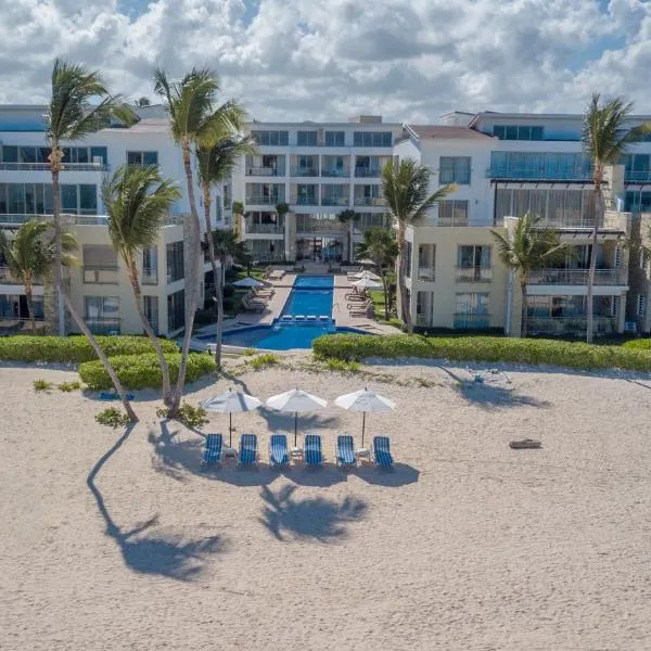 Costa Atlantica Punta Cana - Beach Vacation Condos, hotel v destinaci Punta Cana