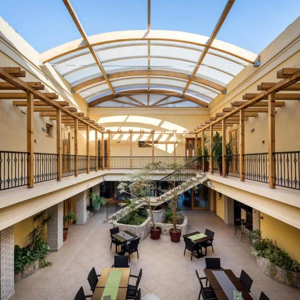Atrium Agárd Panzió, hotel v destinaci Gárdony