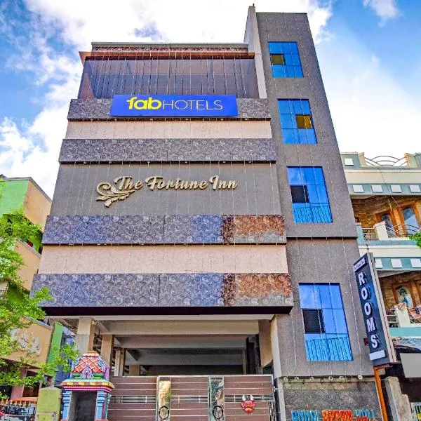 FabHotel The Fortune Inn โรงแรมในVandalūr