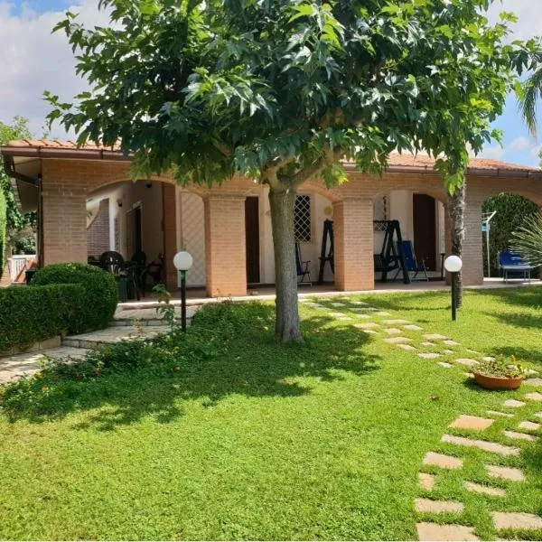 Villa Zeus, hotel v destinaci Torre Ovo