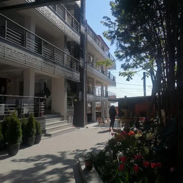 Hotel La John, hotel v destinaci Vama Veche