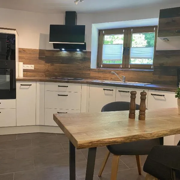 Ferienwohnung im Brohlbachtal, hotel en Kaifenheim