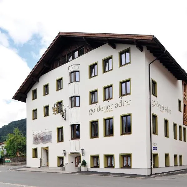 Hotel Goldener Adler Wattens, hotel in Hochpillberg