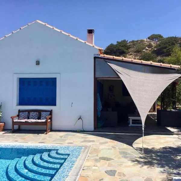 Voreas Villa – hotel w mieście Óthos