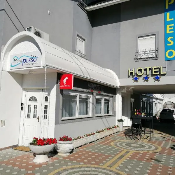 Hotel Garny Pleso, hotel v destinácii Velika Gorica
