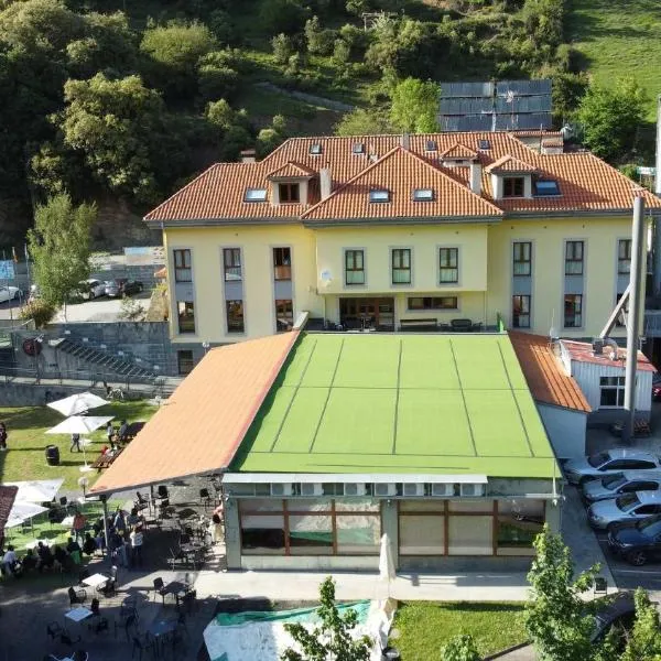 Hotel Santa Cristina, hotel Pola de Lenában