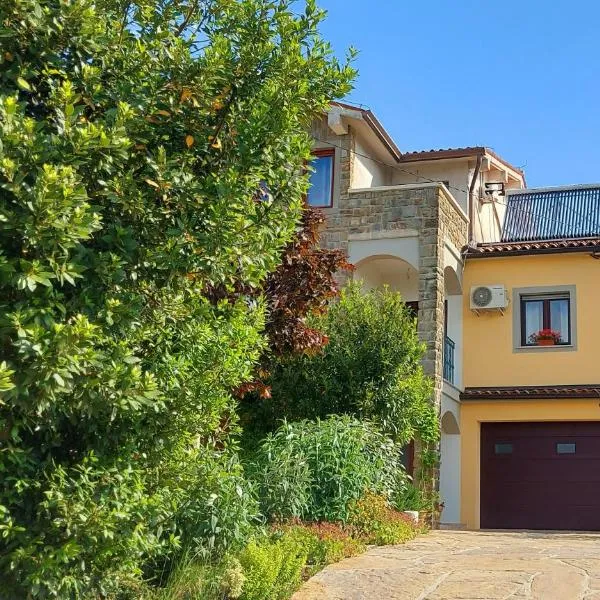 Bitini Farm Apartment, hotel v destinaci Gračišče