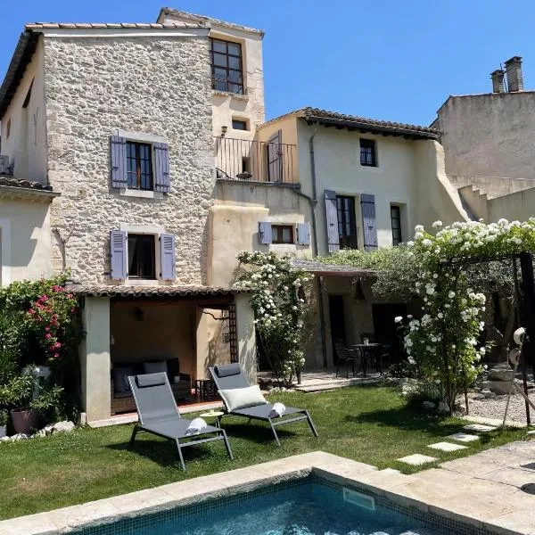 B&B Temps Suspendu Provence, hôtel à Pernes-les-Fontaines