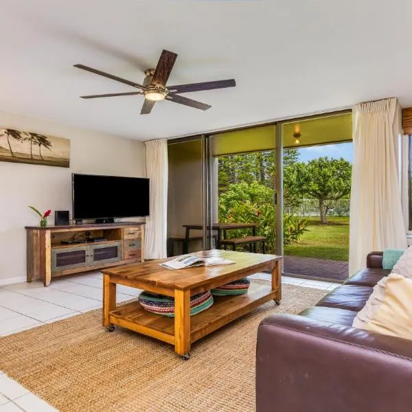 Beach Cozy North Shore Turtle Bay Condo, hotel v destinaci Kahuku