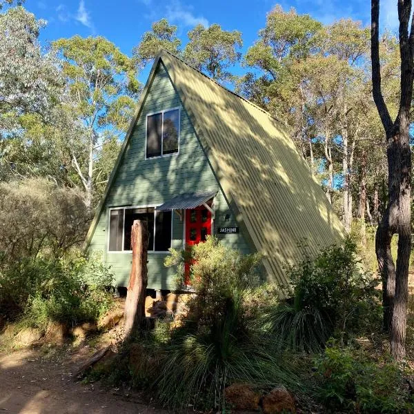 Jasmine at Porongurup Chalets, hotel in Porongurup