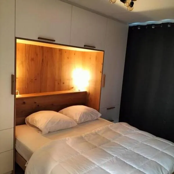 Superbe Appartement avec Parking, hotel v destinaci Malmedy