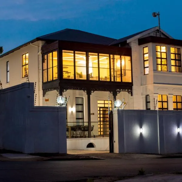 Zet On 9TH Avenue, hotel em Durban