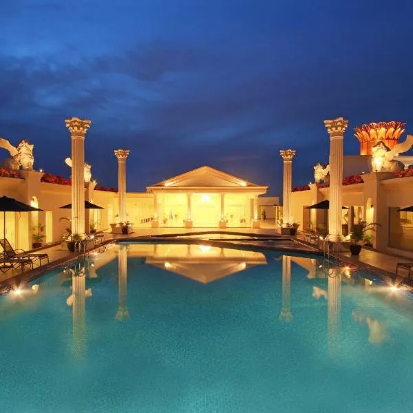 Harmoni One Convention Hotel and Service Apartments, hotel in Batam Center