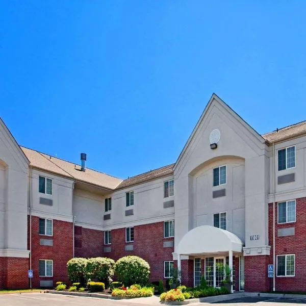 MainStay Suites- Kansas City Overland Park, hotel in Overland Park