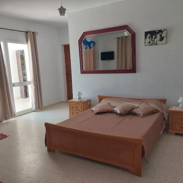 Chambre Hannon Résidence Chahrazad, hotelli kohteessa Sfax