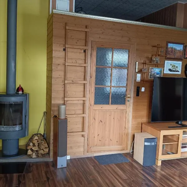 Kauba 6-1 Apartment with Sauna and Yacuzzi, Hotel in Kuressaare