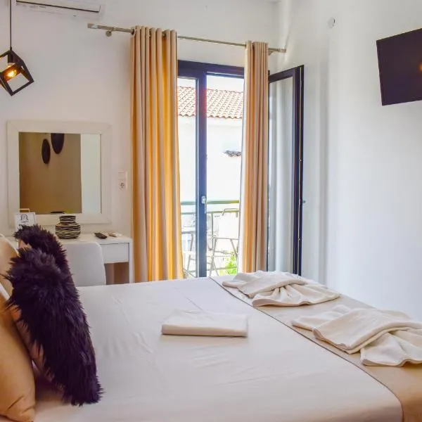 Albertoshouse, hotel v destinaci Skiathos