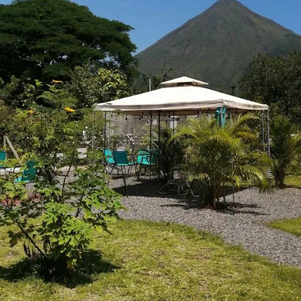 Chongos Place, hotel v destinaci Fortuna