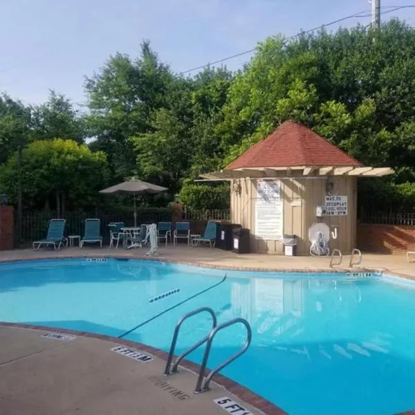 Comfort Inn & Suites, hotel en Gainesville