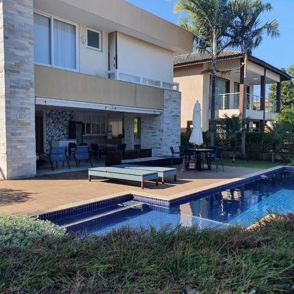 Casa Luxo em Guarajuba | 5 Suítes | Piscina Privativa | Condomínio Paraíso dos Lagos