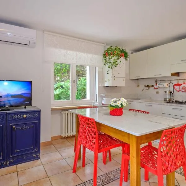 Domus Garda, hotel in Garda
