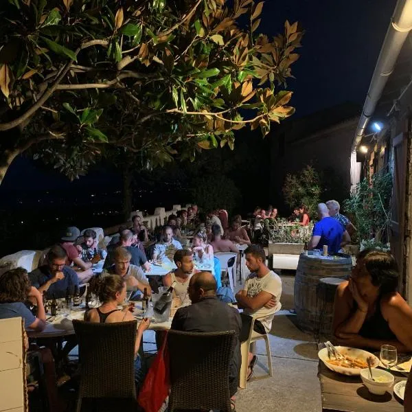 Relais International de la Jeunesse, hotel v destinaci Calvi