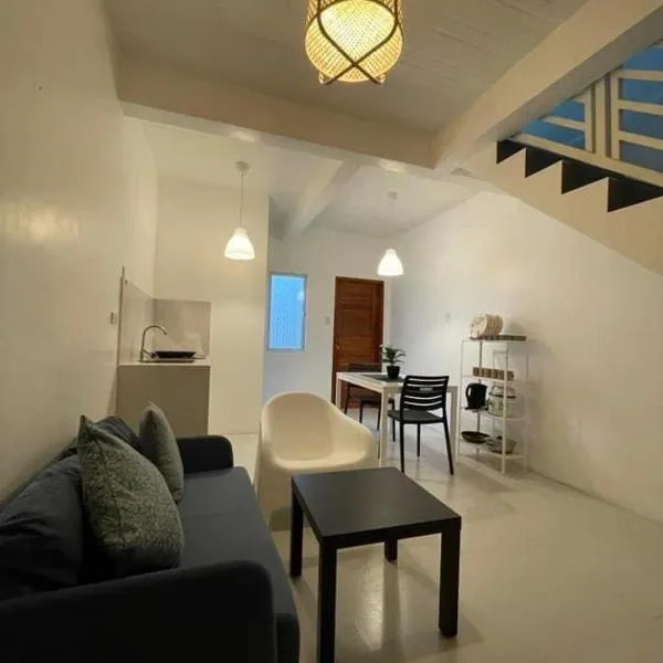 Sto. Niño Whole House w/ 2 AC Bedrooms, Hotel in Talipan