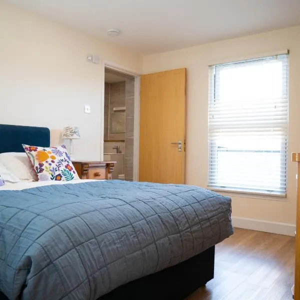 Ellingham Apartments, Bordeaux Harbour, Guernsey, hotel v destinaci Vale