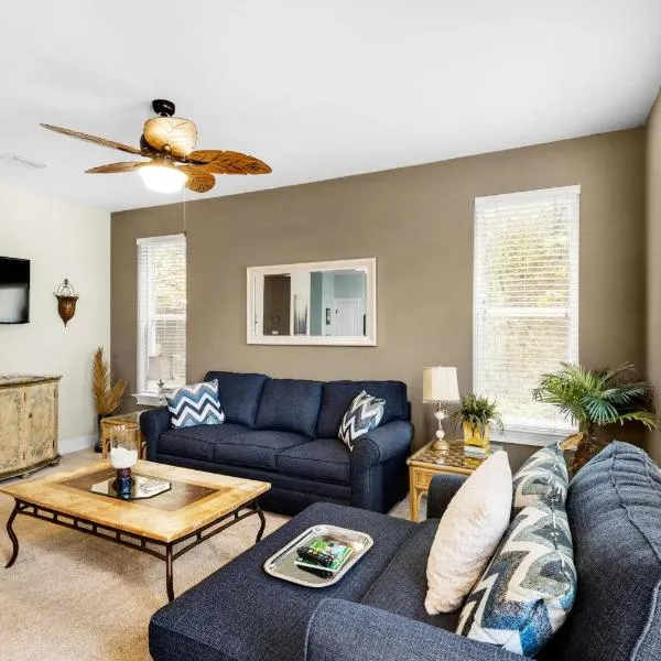 Topsail Village 211- Sandy Feet Retreat, отель в городе Grosh