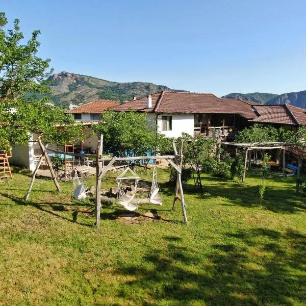 The Old Nest, hotel v destinaci Madzharovo