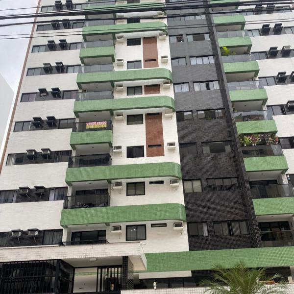 Apartamento dois quartos ponta verde próximo à orla de Maceió